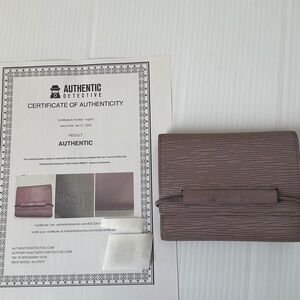 Authentic Louis Vuitton Epi Portefeuille Elastique Trifold Wallet Lilac Grey